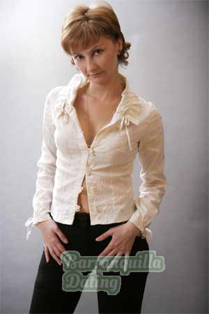 74805 - Yulia Age: 34 - Russia