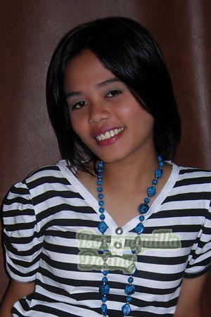 95404 - Giljanine Age: 20 - Philippines