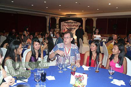 sexy-filipino-women-048