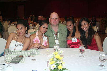 sexy-filipino-women-173