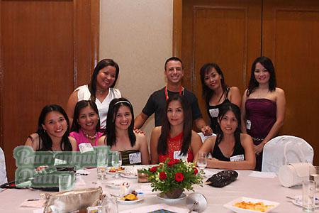 women-of-philippines-012