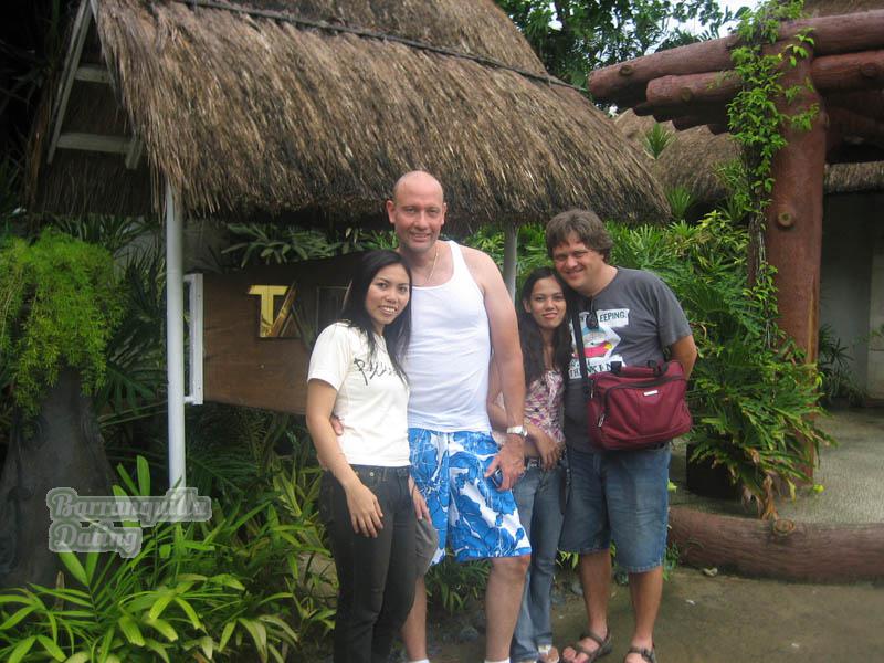 Philippine-Women-1325