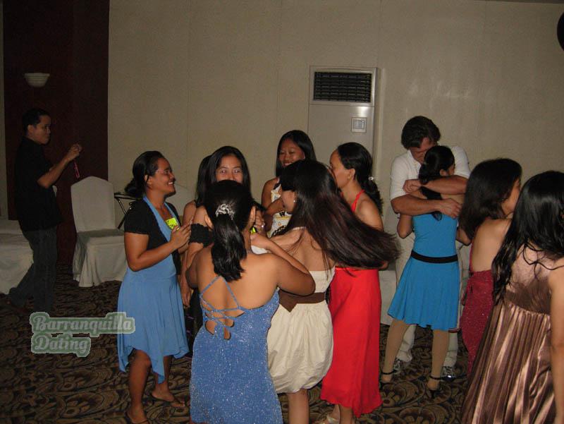 Philippine-Women-9401