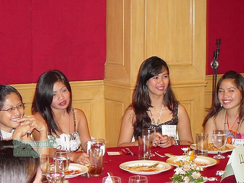 073-filipino-girls