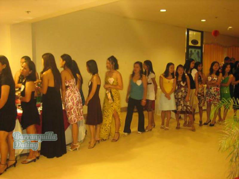 Philippine-Women-8579-1