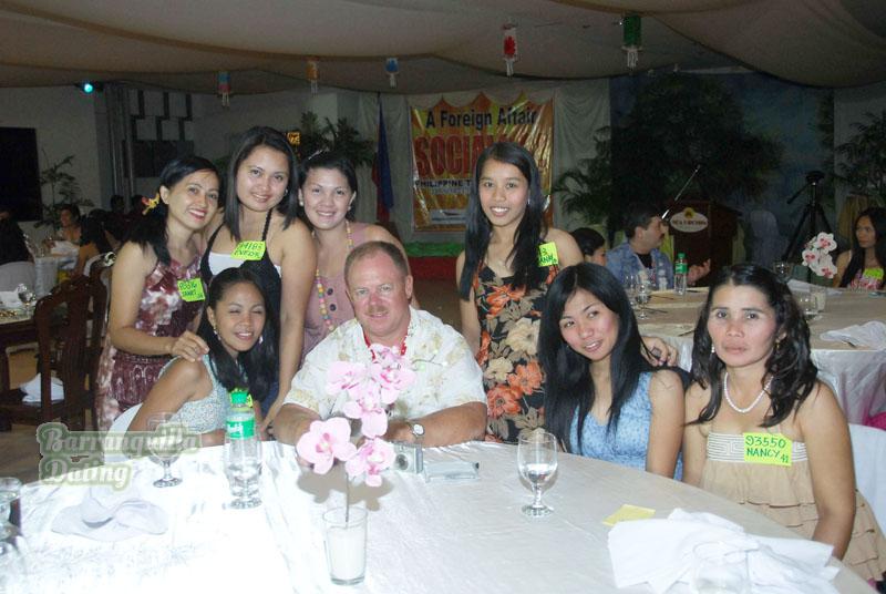 Philippines-women-2899