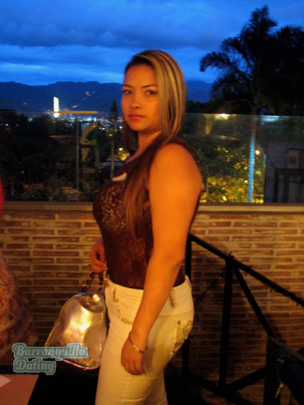 medellin-women-05